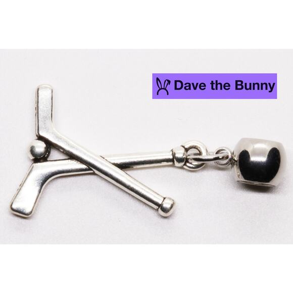 Hockey Stick Necklace for Floor Hockey Enthusiasts - Unique Hockey Gifts - Picture 4 of 8